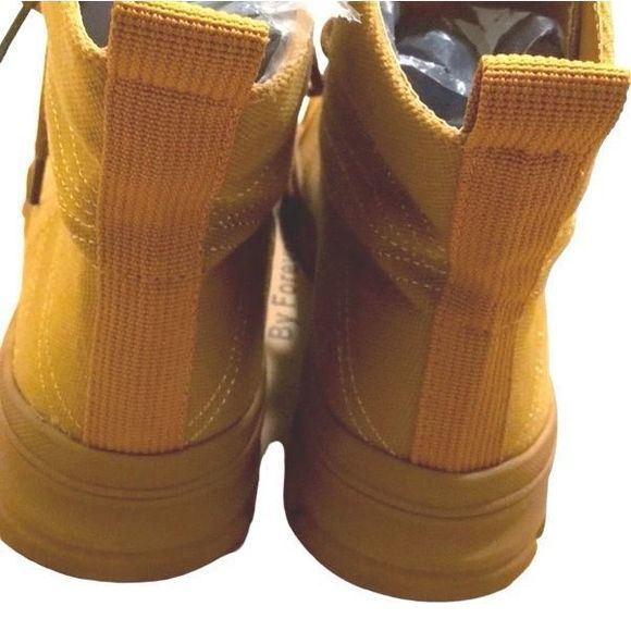 NEW Forever Wolf Lace Up 2 Tone Tan Faux Leather Lug Sole Combat Boots — SZ 8.5 - Picture 4 of 9